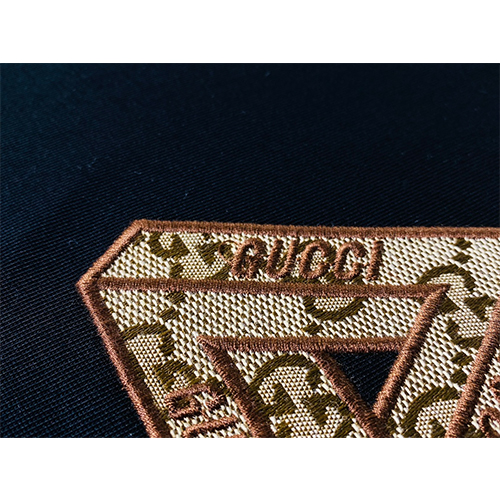 グッチ  刺繍 半袖Tシャツメンズファッション通販