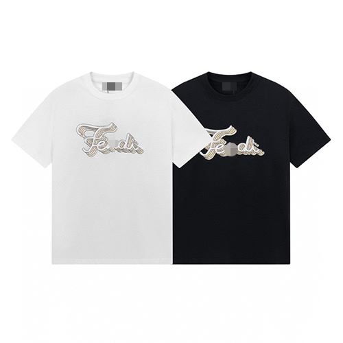 フェンディ　FENDI ロゴポイント　半袖Tシャツ