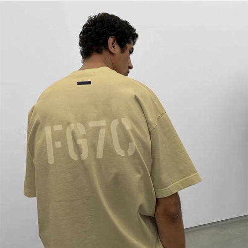 フィアオブゴッド プリント半袖Tシャツ FG7Cロゴポイント