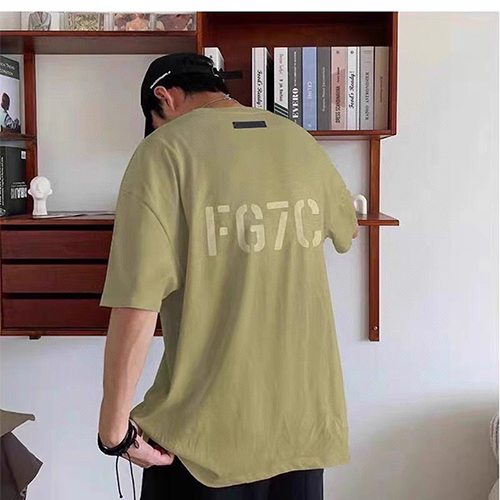 フィアオブゴッド プリント半袖Tシャツ FG7Cロゴポイント
