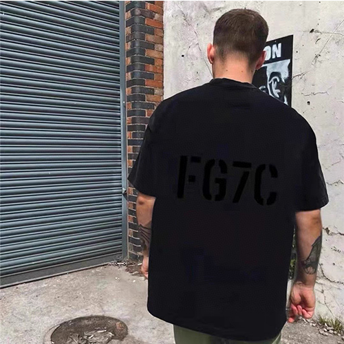 フィアオブゴッド プリント半袖Tシャツ FG7Cロゴポイント