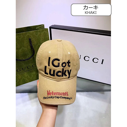 ヴェトモン  CAP 帽子  アルファベット刺繍のキャップ おしゃれなアクセント