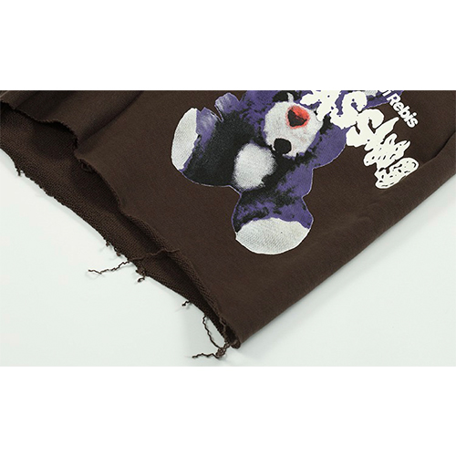 アルアルアル123 スーパーコピーTシャツとスウェットショートパンツのリラックスしたカジュアルスタイル
