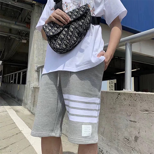 トムブラウン  スウェットパンツ  クラシック  THOM BROWNEスーパーコピー パンツ