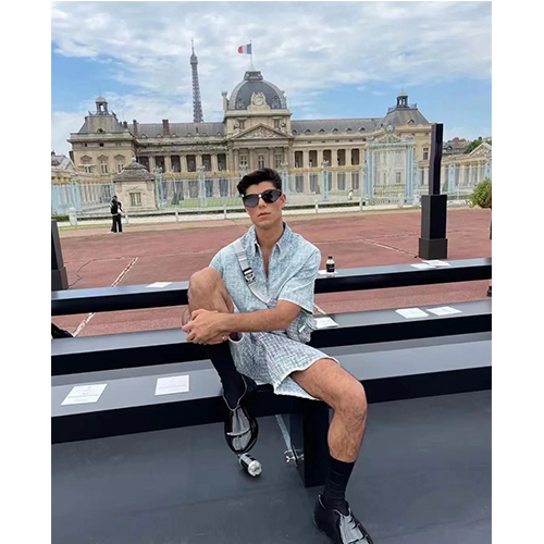 ジバンシイ メンズ レディース おしゃれ  シャツ  GIVENCHY
