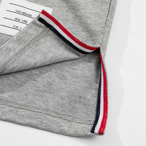 トムブラウン 半袖Tシャツ スーパーコピー THOM BROWNE