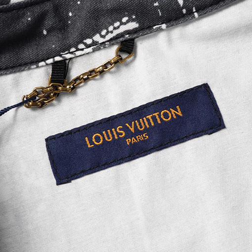 ヴィトンスーシャツ パーコピーLouis Vuitton パリコラージュデザイン