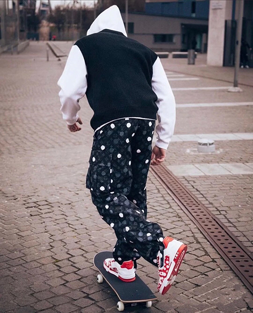 ルイヴィトン ドット柄のストレートフィットワークパンツ