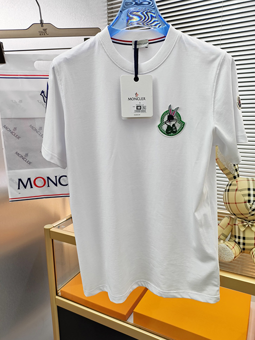 モンクレール 半袖Tシャツメンズレディース 半袖 Tシャツの通販