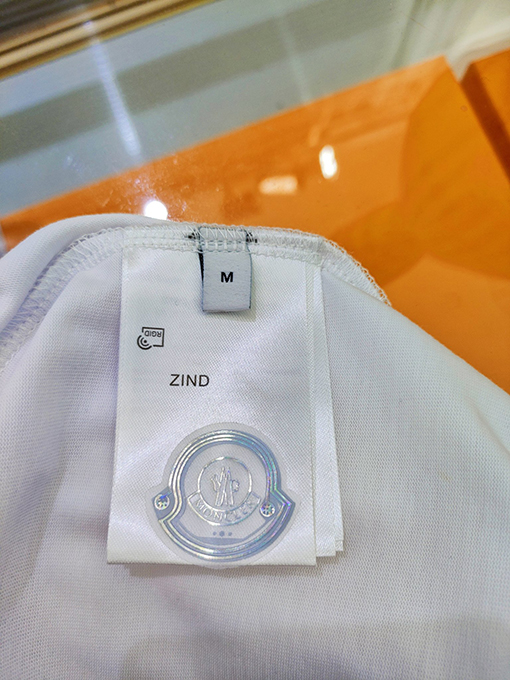 モンクレール  半袖Tシャツメンズレディース 半袖 Tシャツの通販