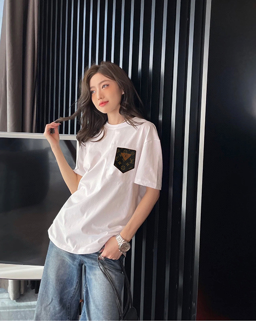 ヴィトン 半袖Tシャツ 限定ランウェイモデルのモノグラム ポケットTシャツ