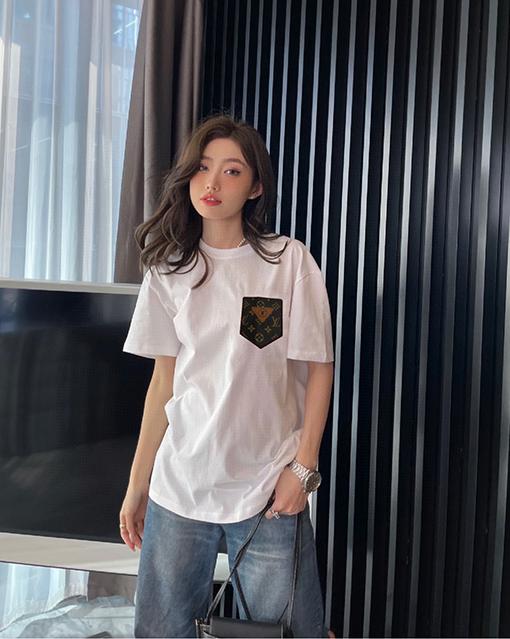 ヴィトン 半袖Tシャツ 限定ランウェイモデルのモノグラム ポケットTシャツ