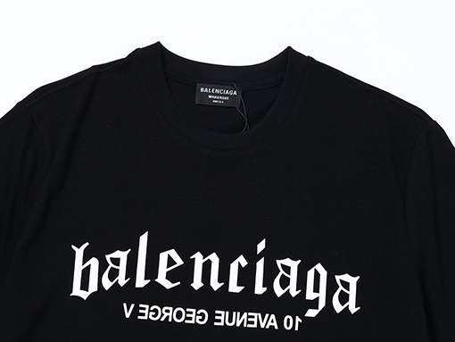 バレンシアガ 半袖Tシャツ  BALENCIAGA 前後文字プリントTシャツ