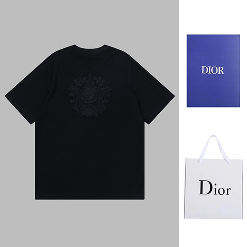 ディオール 五角星とCDの立体印刷が特徴のTシャツ