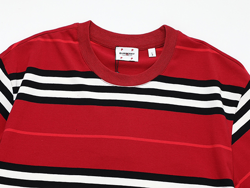 バーバリー 半袖Tシャツ  ロゴヴィンテージグラデーション印刷ショートスリーブTシャツ