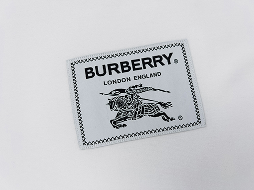 バーバリー 半袖Tシャツ スーパーコピー BBRの新作 プロルサムタグのコットンTシャツ