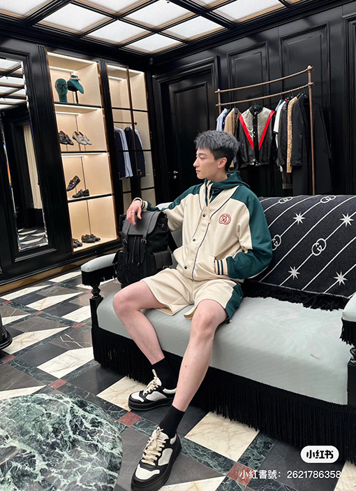グッチ スウェットパンツ 最新のパッチワークショートパンツ