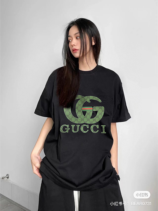 グッチ 半袖Tシャツ スーパーコピー デジタルプリントのダブルGロゴがおしゃれ