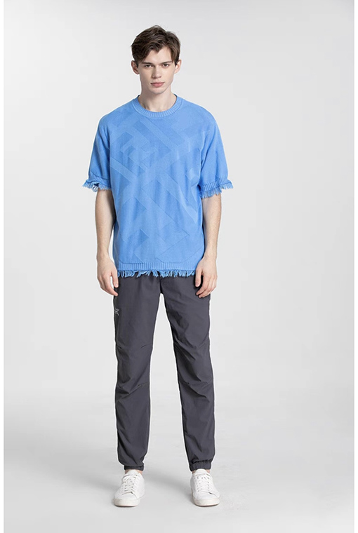 フェンディ ニット 半袖Tシャツ フリンジニットセーター - 暖かく快適なファッション