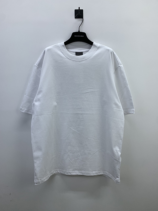 バレンシアガ 刺繍入り半袖Tシャツスーパーコピー  精密なディテールのファッションBALENCIAGA