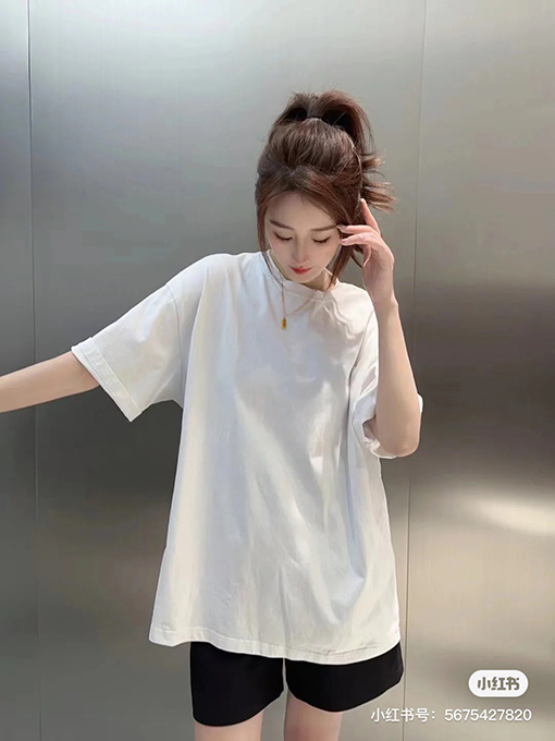 バレンシアガ 刺繍入り半袖Tシャツスーパーコピー  精密なディテールのファッションBALENCIAGA