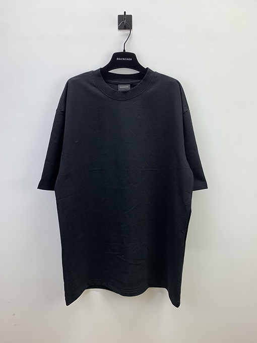 バレンシアガ 刺繍入り半袖Tシャツスーパーコピー  精密なディテールのファッションBALENCIAGA