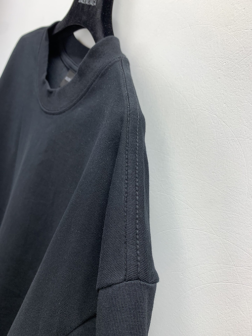 バレンシアガ 刺繍入り半袖Tシャツスーパーコピー  精密なディテールのファッションBALENCIAGA