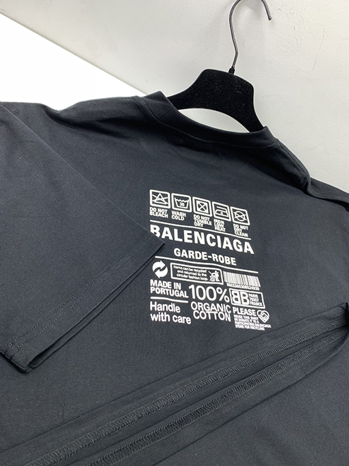 バレンシアガ 刺繍入り半袖Tシャツスーパーコピー  精密なディテールのファッションBALENCIAGA