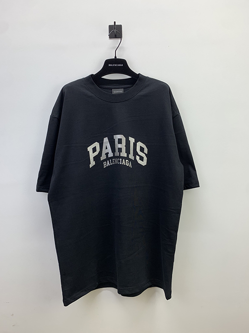 バレンシアガ 半袖Tシャツコピー  パリ限定の文字プリントTシャツ