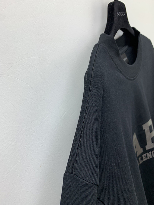 バレンシアガ 半袖Tシャツコピー  パリ限定の文字プリントTシャツ