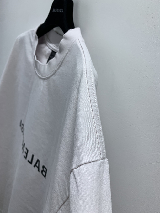 バレンシアガ 半袖Tシャツ プリント半袖Tシャツメンズファッション通販