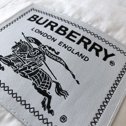 バーバリーBURBERRYスーパーコピー 新しいバージョンの戦馬のエンブレムが入った半袖シャツ