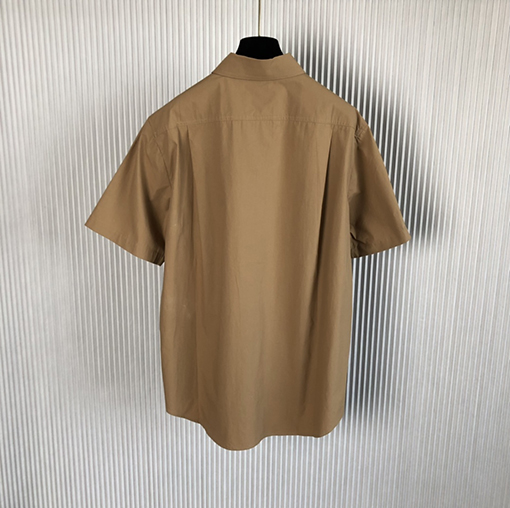 バーバリーBURBERRYスーパーコピー 新しいバージョンの戦馬のエンブレムが入った半袖シャツ