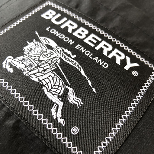 バーバリーBURBERRYスーパーコピー 新しいバージョンの戦馬のエンブレムが入った半袖シャツ