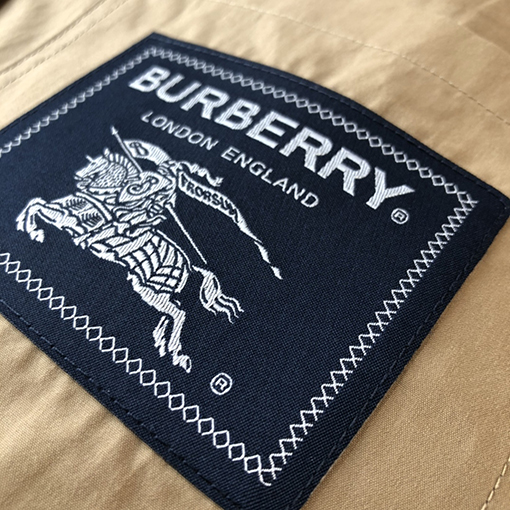 バーバリーBURBERRYスーパーコピー 新しいバージョンの戦馬のエンブレムが入った半袖シャツ