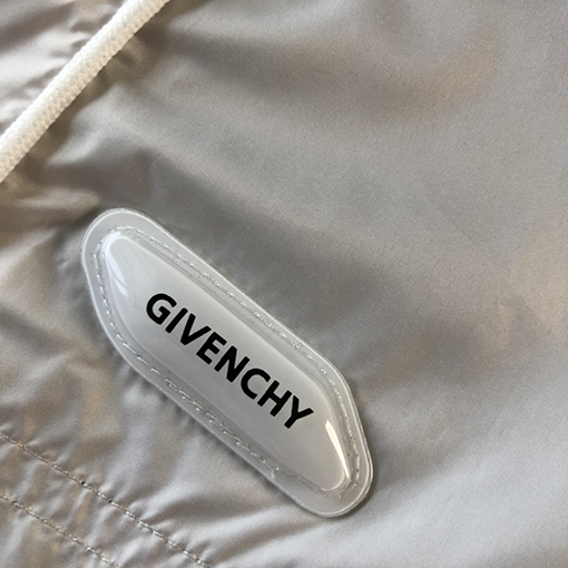 ジバンシイ パンツ  スーパーコピー   GIVENCHY 春夏の新作、肌に優しい明るい短パン  ショート ハーフパンツ