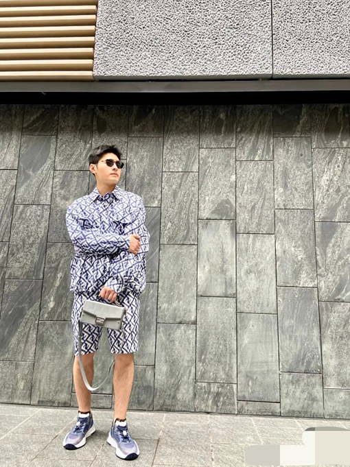 フェンディ シャツ FENDI リラックス感満載のFF柄シャツ
