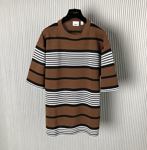 バーバリー 半袖Tシャツ スーパーコピー BURBERRY ネット編み運動服セットの網目短袖Tシャツ