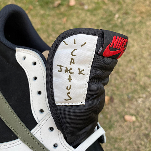ナイキ  スニーカースーパーコピー ジョーダン1 LOW x Travis Scott オリーブ  シューズ