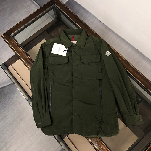 モンクレール ジャケット スーパーコピー MONCLER 個性的なジッパーデザインが特徴の新しいシャツスタイルジャケット