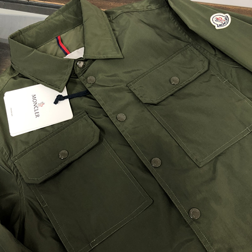 モンクレール ジャケット スーパーコピー MONCLER 個性的なジッパーデザインが特徴の新しいシャツスタイルジャケット