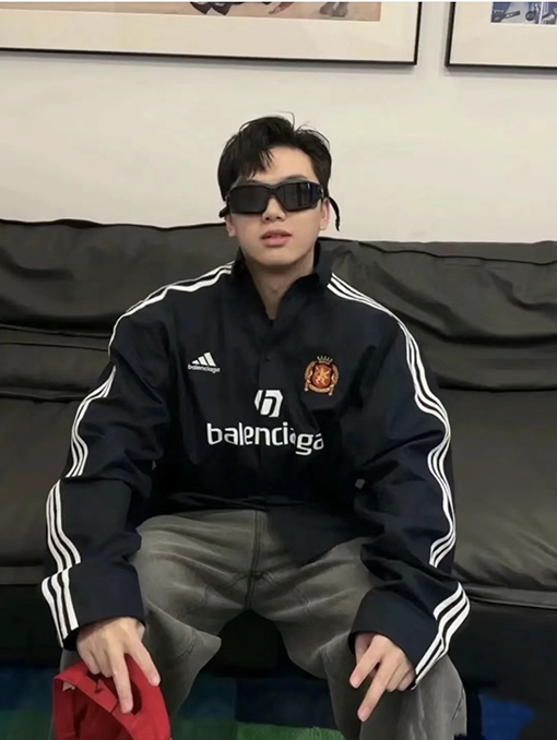 バレンシアガ シャツ ADIDAS × BLCG × マンチェスターロゴ入り長袖UVカットシャツ