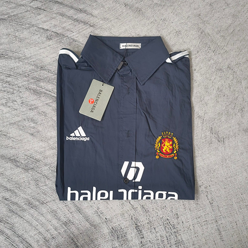バレンシアガ シャツ ADIDAS × BLCG × マンチェスターロゴ入り長袖UVカットシャツ