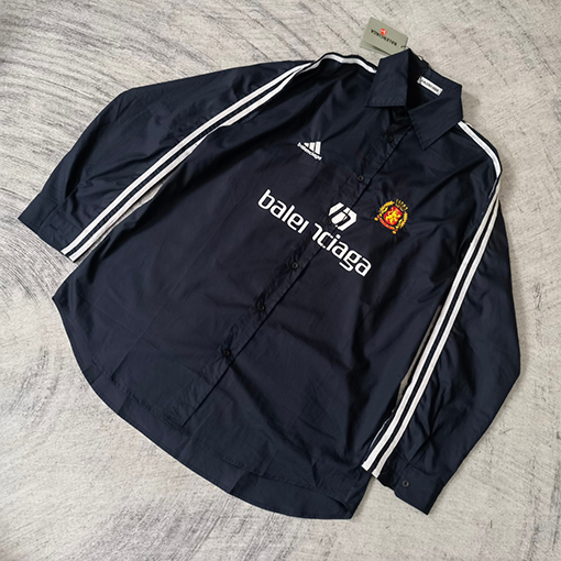 バレンシアガ シャツ ADIDAS × BLCG × マンチェスターロゴ入り長袖UVカットシャツ