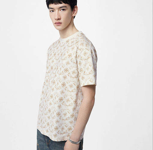 ルイヴィトン 半袖Tシャツ スーパーコピー Louis Vuitton 夏のトレンド!モノグラムサンド柄Tシャツ