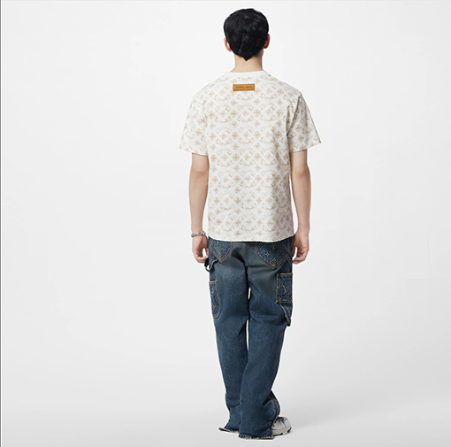 ルイヴィトン 半袖Tシャツ スーパーコピー Louis Vuitton 夏のトレンド!モノグラムサンド柄Tシャツ