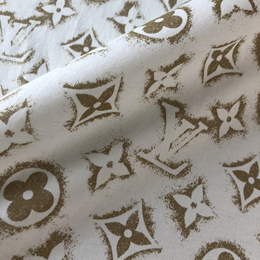 ルイヴィトン 半袖Tシャツ スーパーコピー Louis Vuitton 夏のトレンド!モノグラムサンド柄Tシャツ