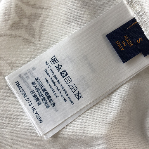 ルイヴィトン 半袖Tシャツ スーパーコピー Louis Vuitton 夏のトレンド!モノグラムサンド柄Tシャツ