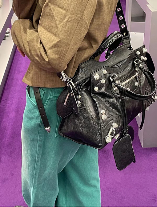 バレンシアガ ショルダーバッグスーパーコピー BALENCIAGA ネオ cagole ショルダーバッグ