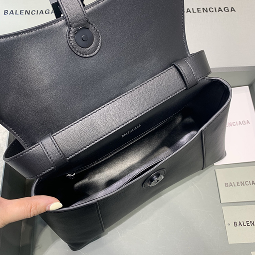 バレンシアガ ショルダーバッグスーパーコピー Hourglassバッグ サイズ 29X10X18cm